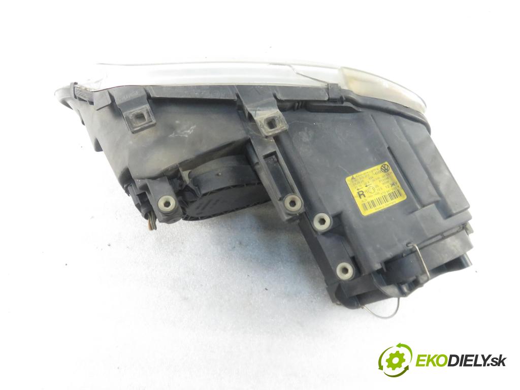 VW TOURAN (1T1, 1T2) MINIVAN 2006 103,00 2.0 TDI - BMM 1968,00 Svetlo PP 1307329082 ; 0301205272