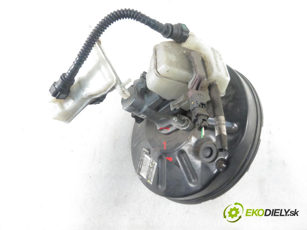 PEUGEOT 308 SW II KOMBI 2015 88,00 1.6 BlueHDi 120 - BHZ (DV6FC) 1560,00 Posilovač 9675405480 ; 0278629702 (Servočerpadlo)