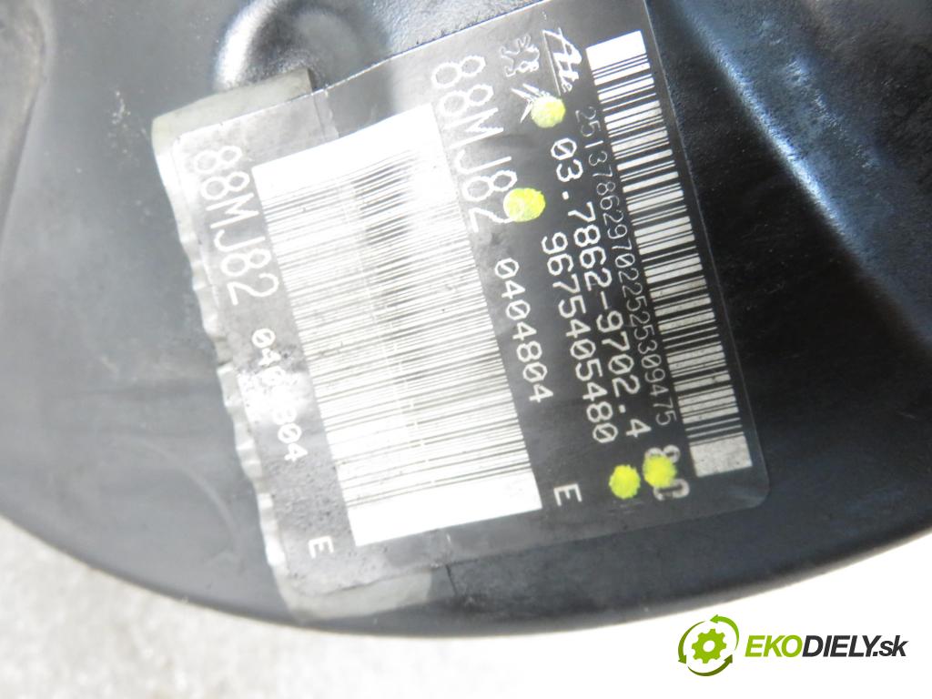 PEUGEOT 308 SW II KOMBI 2015 88,00 1.6 BlueHDi 120 - BHZ (DV6FC) 1560,00 Posilovač 9675405480 ; 0278629702 (Servočerpadlo)