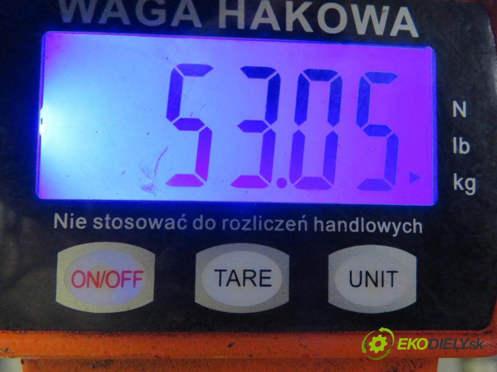 RENAULT KANGOO (KC0/1_) KOMBIVAN 1999 47,00 1.9 D 1870,00 výztuha zadní část