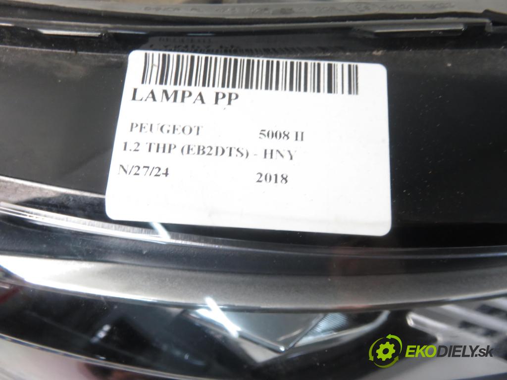 PEUGEOT 5008 II SUV 2018 96,00 1.2 THP PureTech 131 - HNY 1199,00 Svetlo PP 9810478080