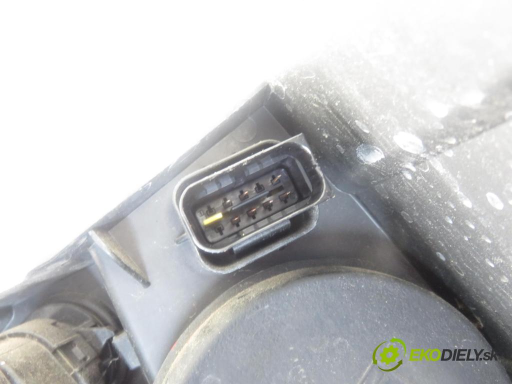 PEUGEOT 5008 II SUV 2018 96,00 1.2 THP PureTech 131 - HNY 1199,00 Svetlo PP 9810478080