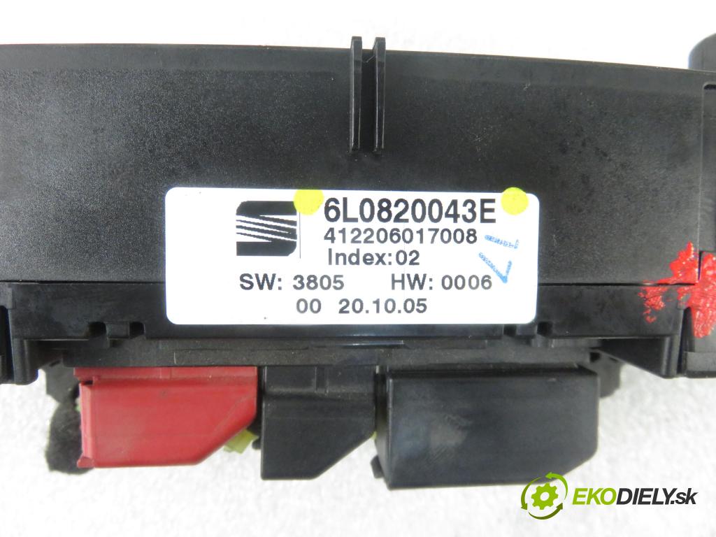 SEAT IBIZA III (6L1) HB 2005 74,00 1.4 16V - BBZ 1390,00 Panel kúrenia KLIMATRONIK 6L0820043E