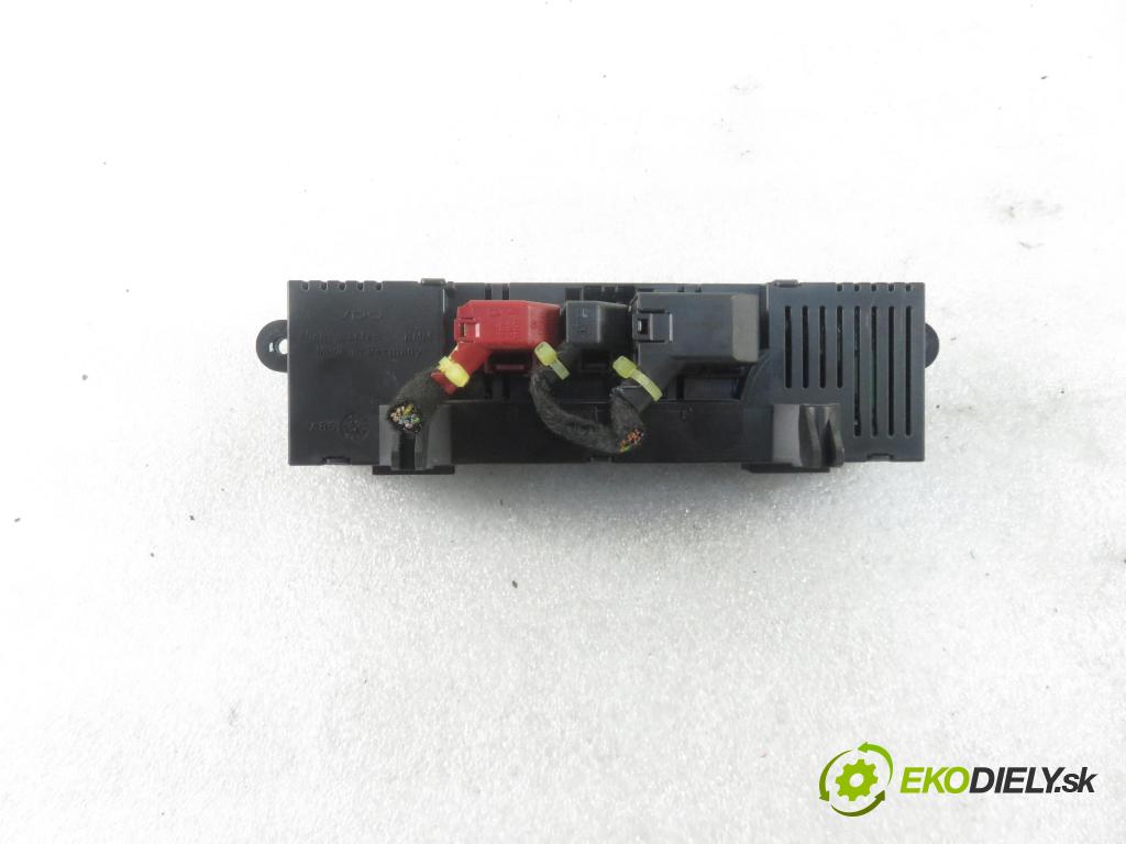 SEAT IBIZA III (6L1) HB 2005 74,00 1.4 16V - BBZ 1390,00 Panel kúrenia KLIMATRONIK 6L0820043E