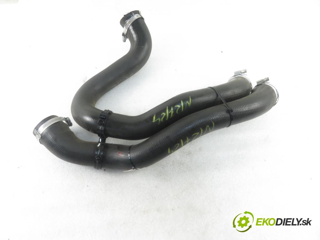 PEUGEOT 5008 II SUV 2018 96,00 1.2 THP PureTech 131 - HNY 1199,00 Rúra intercoolera turba 9820100780 ; 9820100680