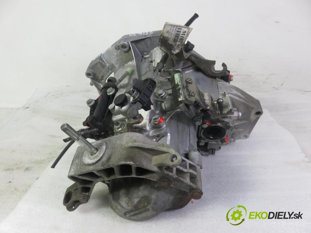 FIAT PUNTO (188_) HB 2007 44,00 1.2 60 - 188 A4.000 1242,00 Prevodovka MANUALNA 551963361