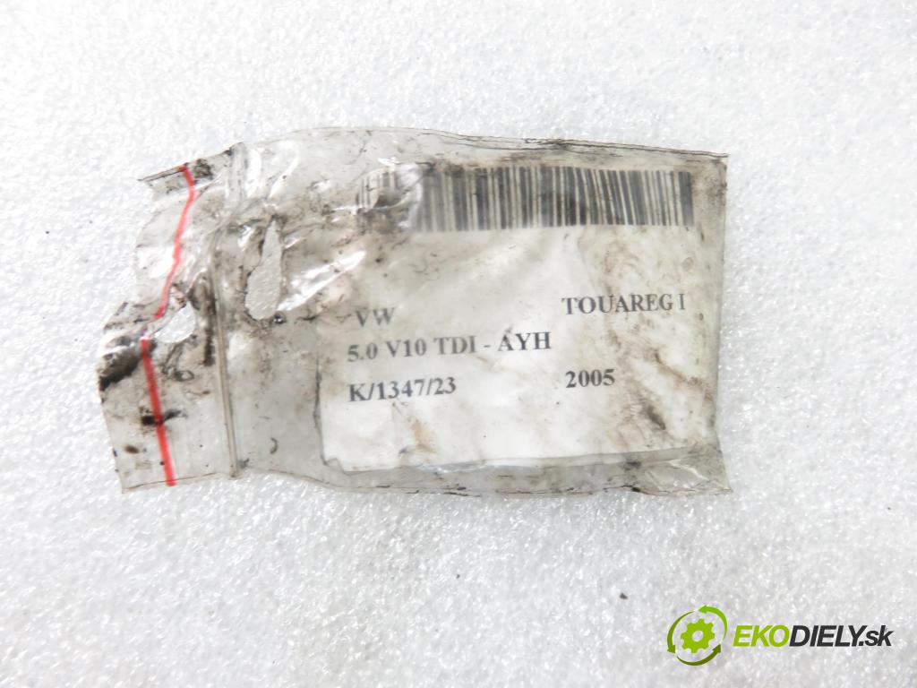 VW TOUAREG (7LA, 7L6, 7L7) SUV 2005 230,00 5.0 V10 TDI PD 313 - AYH 4921,00 nastavovač turba 6NW009228 (Ostatní)