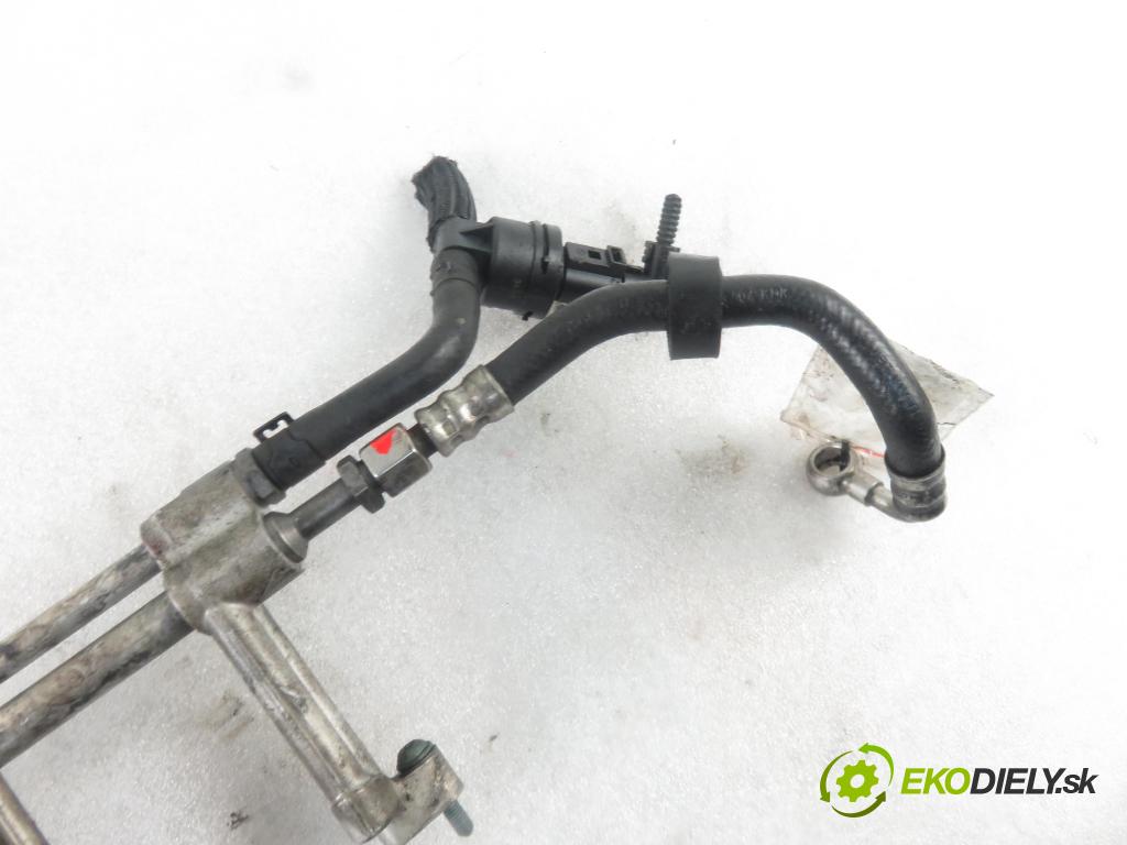 VW TOUAREG (7LA, 7L6, 7L7) SUV 2005 230,00 5.0 V10 TDI PD 313 - AYH 4921,00 Lišta vstrekovacia 07Z133317K (Vstrekovacie lišty)