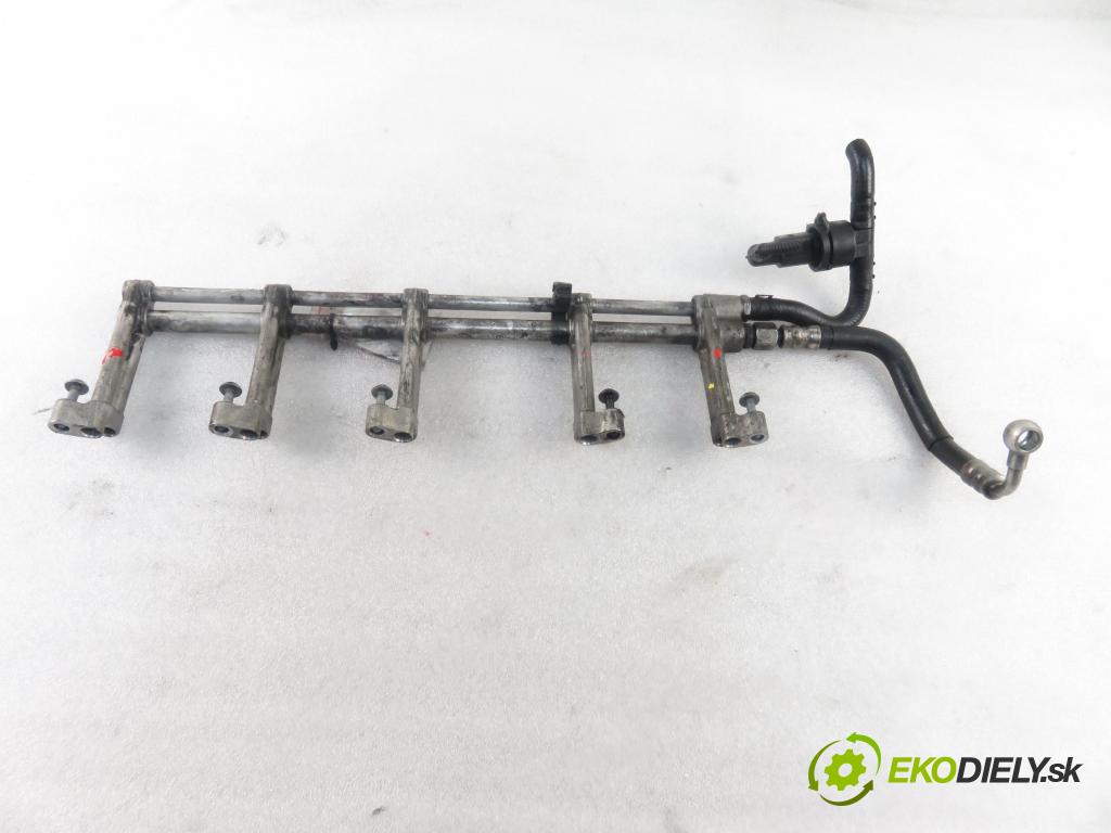 VW TOUAREG (7LA, 7L6, 7L7) SUV 2005 230,00 5.0 V10 TDI PD 313 - AYH 4921,00 Lišta vstrekovacia 07Z133317J (Vstrekovacie lišty)