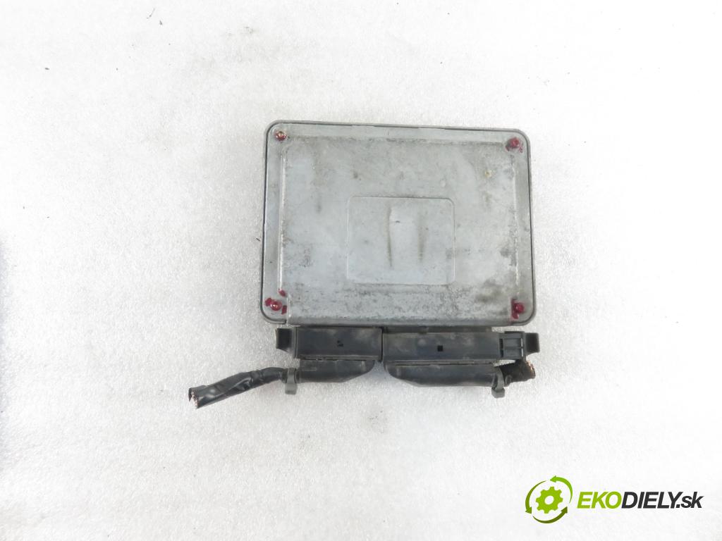 VW BORA (1J2) SEDAN 2001 77,00 1.6 16V - AZD 1598,00 Riadiaca jednotka Motor 036906034BH ; IAW4MVF
