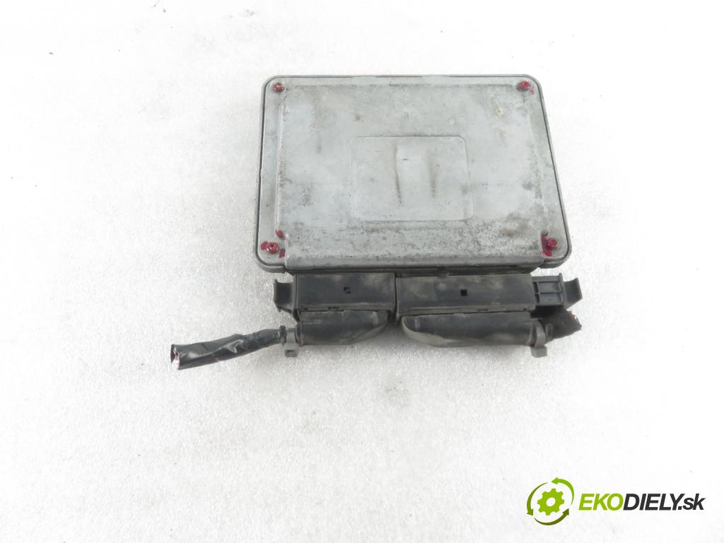 VW BORA (1J2) SEDAN 2001 77,00 1.6 16V - AZD 1598,00 Riadiaca jednotka Motor 036906034BH ; IAW4MVF