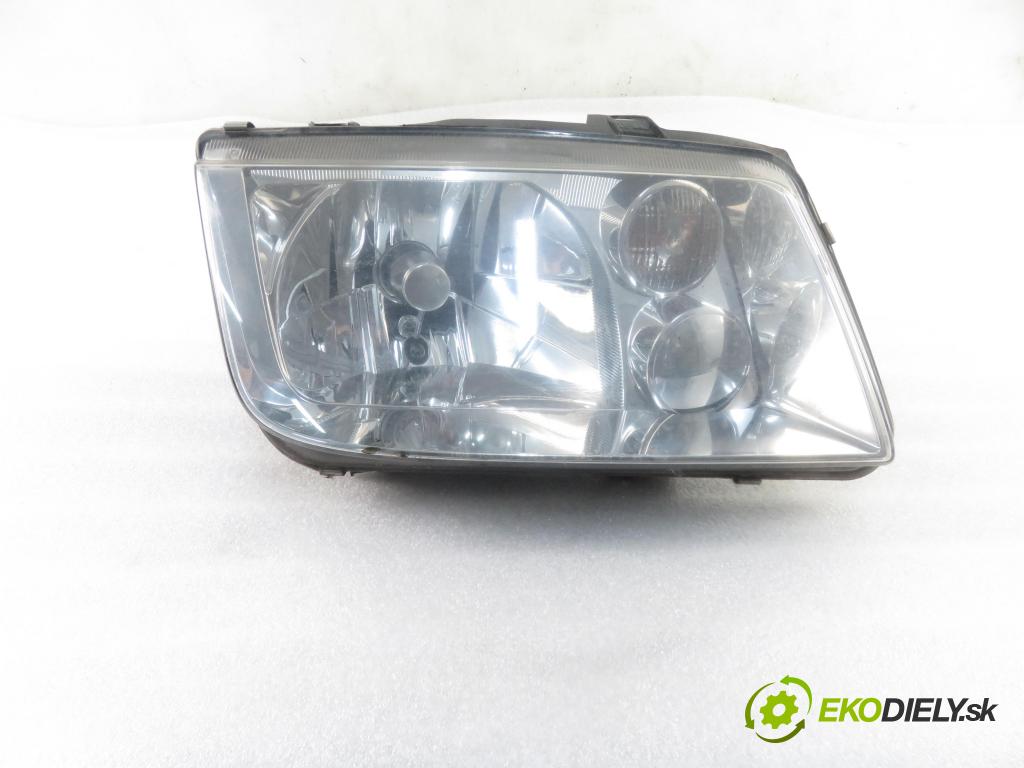 VW BORA (1J2) SEDAN 2001 77,00 1.6 16V - AZD 1598,00 Svetlo PP