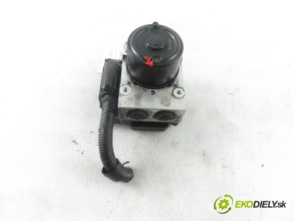 HYUNDAI TUCSON (JM) SUV 2007 103,00 2.0 CRDI Napęd na wszystkie koła - D4EA-F 1991,00 Pumpa ABS 589002E150 ; 589202E150 (Pumpy ABS)