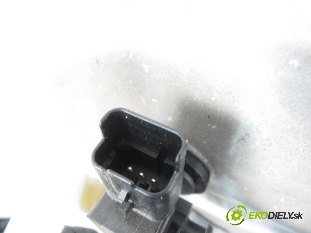 PEUGEOT 5008 II SUV 2018 96,00 1.2 THP PureTech 131 - HNY 1199,00 Posilovač 0204821381 ; 9807687080 (Servočerpadlá, pumpy riadenia)