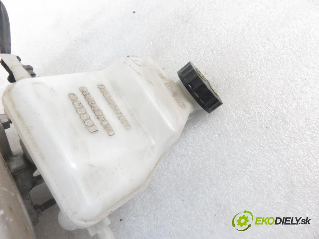 PEUGEOT 5008 II SUV 2018 96,00 1.2 THP PureTech 131 - HNY 1199,00 Posilovač 0204821381 ; 9807687080 (Servočerpadlá, pumpy riadenia)