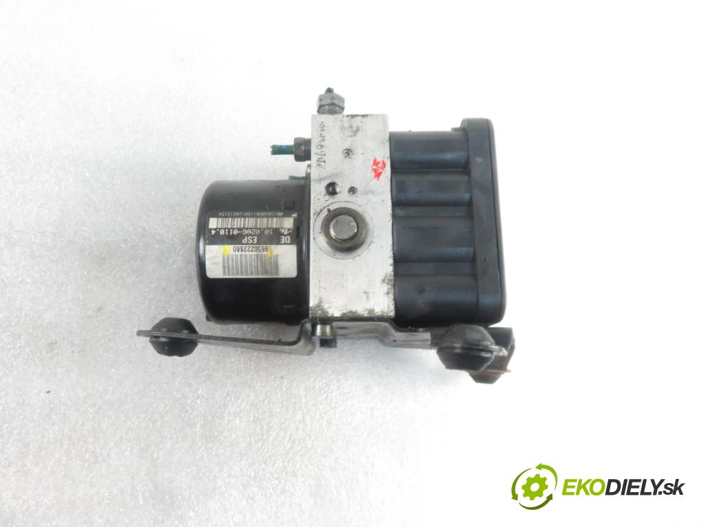 PEUGEOT 206 CC (2D) C/C 2002 80,00 1.6 16V - NFU 1587,00 Pumpa ABS 9650222880 ; 10096011353 (Pumpy ABS)