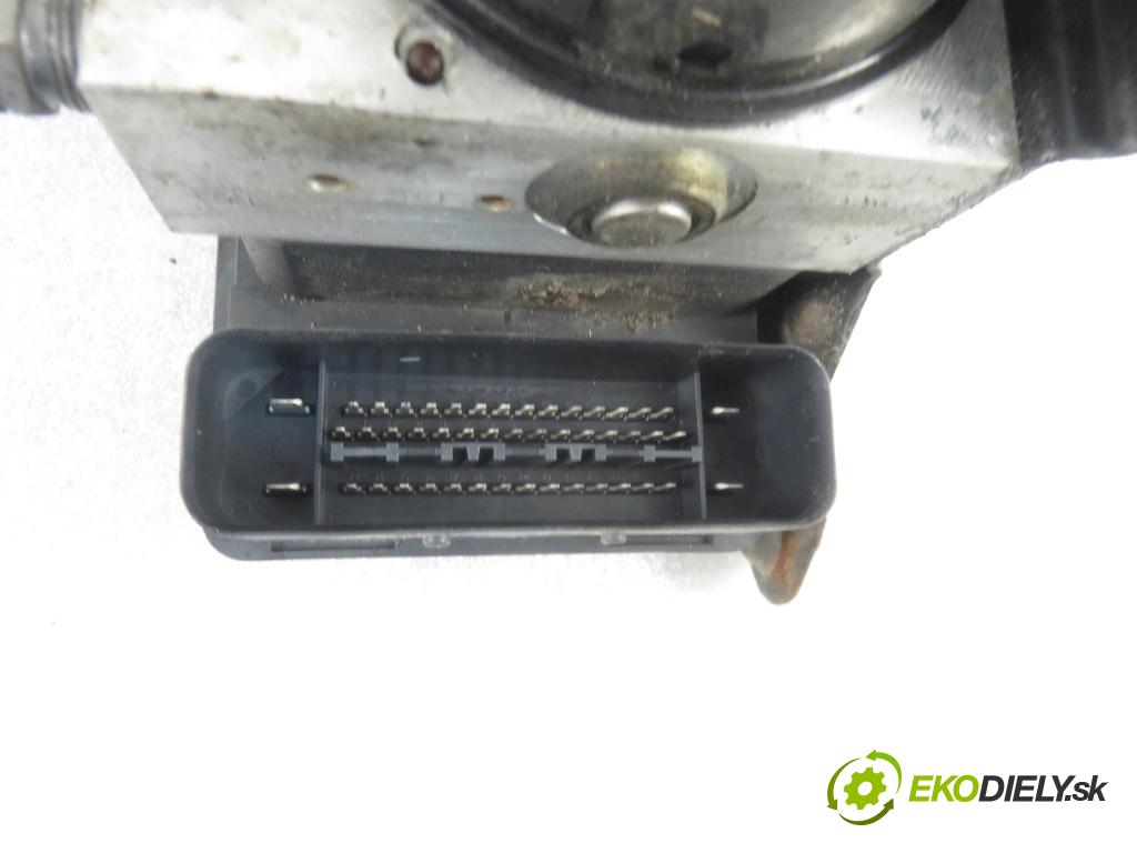 PEUGEOT 206 CC (2D) C/C 2002 80,00 1.6 16V - NFU 1587,00 Pumpa ABS 9650222880 ; 10096011353 (Pumpy ABS)