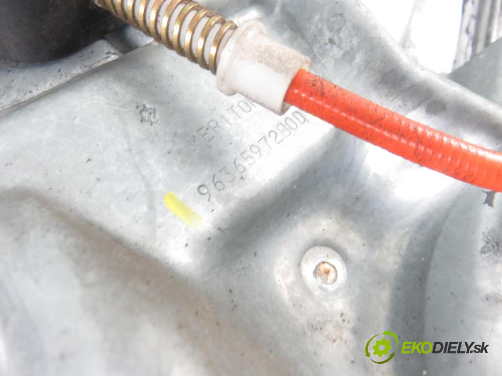 PEUGEOT 206 CC (2D) C/C 2002 80,00 1.6 16V - NFU 1587,00 mechanismus oken PTE 9636597280D