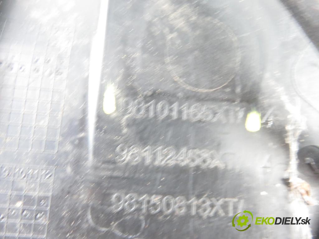 PEUGEOT 5008 II SUV 2018 96,00 1.2 THP PureTech 131 - HNY 1199,00 Torpédo, plast pod čelné okno 98101165XT ; 98101164XT ; 98112478XT (Torpéda)