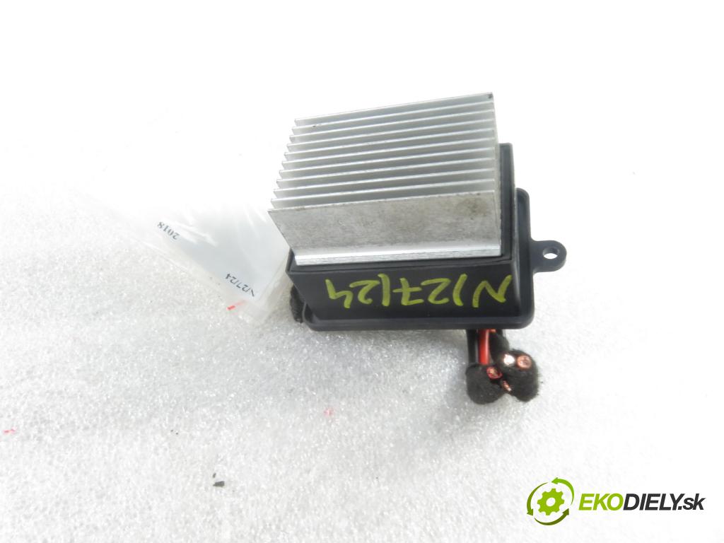 PEUGEOT 5008 II SUV 2018 96,00 1.2 THP PureTech 131 - HNY 1199,00 rezistor / reostat kúrenia A43002900