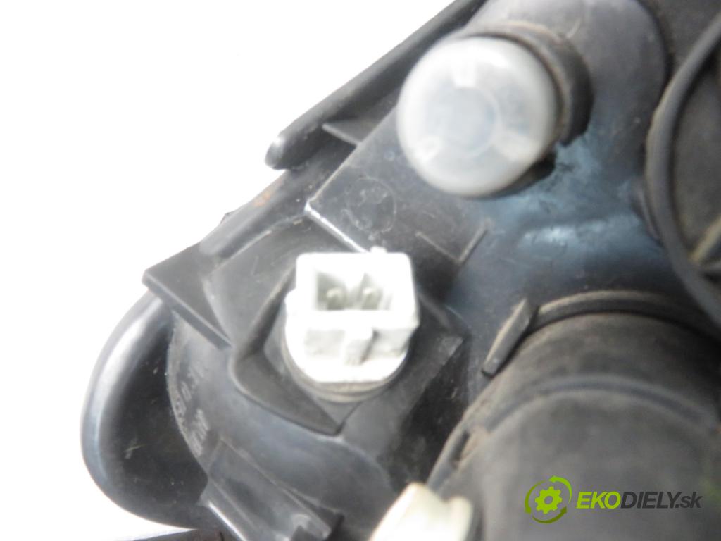 PEUGEOT 206 CC (2D) C/C 2001 100,00 2.0 S16 - RFN (EW10J4) 1997,00 Svetlo LP