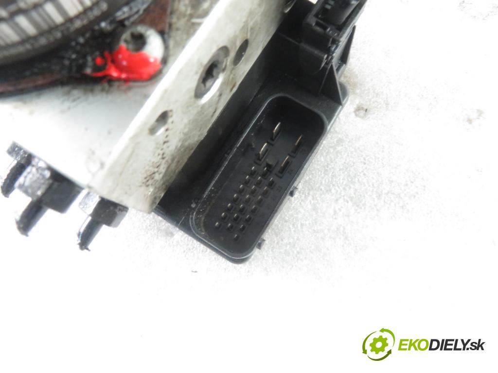 AUDI A3 (8L1) HB 1997 110,00 1.8 T - AGU 1781,00 Pumpa ABS 1J0907379A ; 10094603213 ; 1J0614217A (Pumpy ABS)