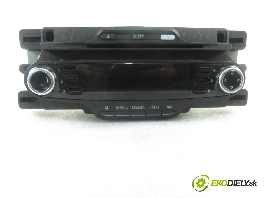 ALFA ROMEO GIULIETTA (940_) HB 2011 77,00 1.6 JTDM (940FXD1A) - 940 A3.000 1598,00 RADIO CD 1560912490