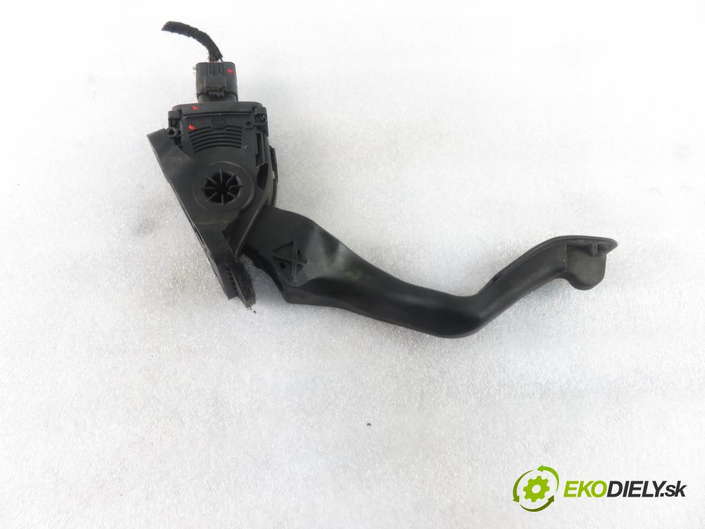 PEUGEOT 207 (WA_, WC_) HB 2006 65,00 1.4 16V - KFU (ET3J4) 1360,00 Potenciometer plynu 9680756880 ; 6PV00908300 (Pedále)