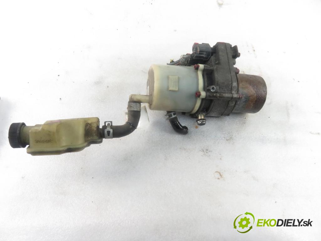 MAZDA 3 (BK) HB 2003 111,00 2.0 150 - LF17 1999,00 Pumpa servočerpadlo 