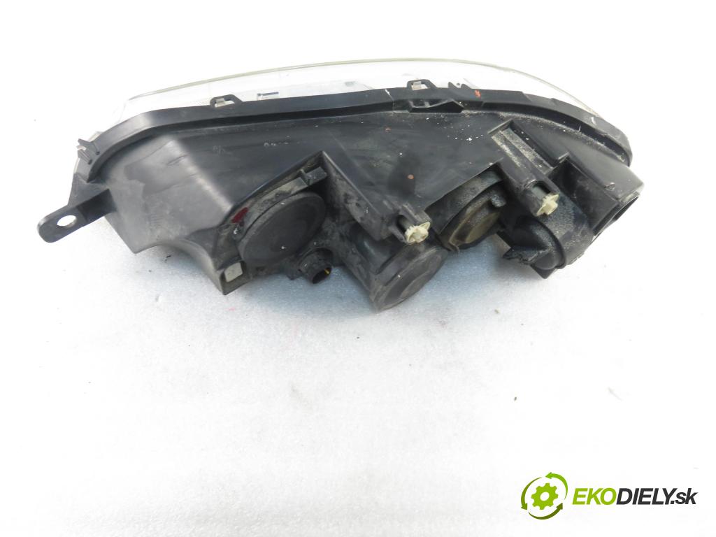 FIAT PUNTO (188_) HB 2007 44,00 1.2 60 - 188 A4.000 1242,00 Svetlo PP