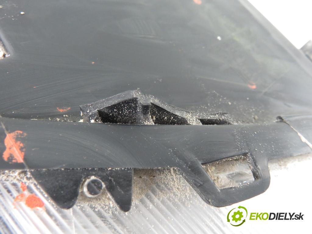 FIAT PUNTO (188_) HB 2007 44,00 1.2 60 - 188 A4.000 1242,00 Svetlo PP