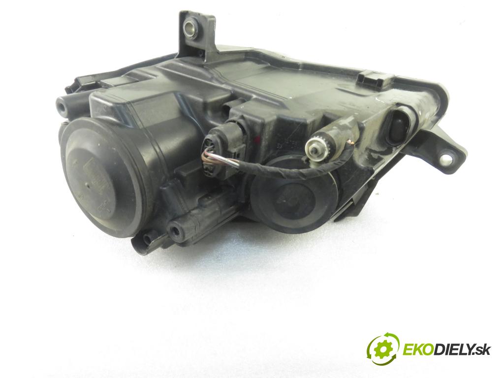 VW PASSAT B6 Variant (3C5) KOMBI 2006 77,00 1.9 TDI - BXE 1896,00 Svetlo PP 3C0941006Q