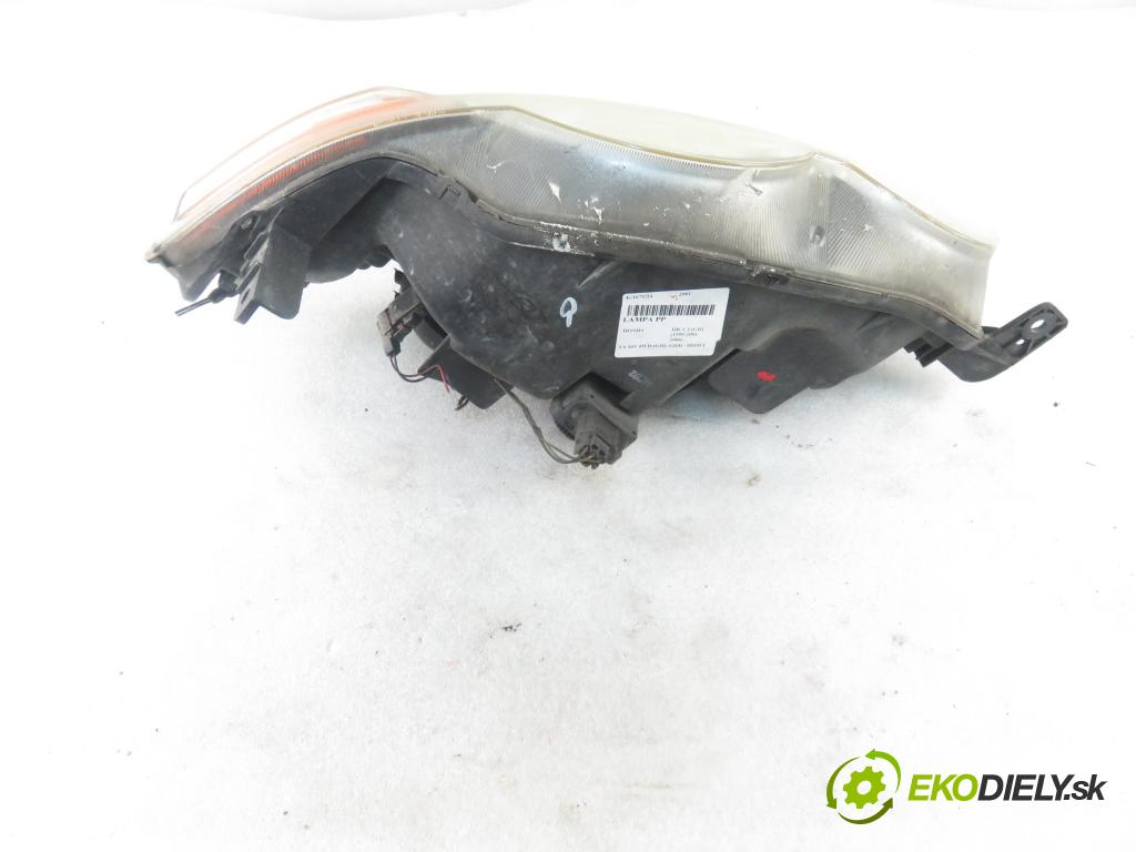 HONDA HR-V (GH) CROSSOVER 2001 77,00 1.6 16V 4WD (GH2, GH4) - D16W1 1590,00 Svetlo PP