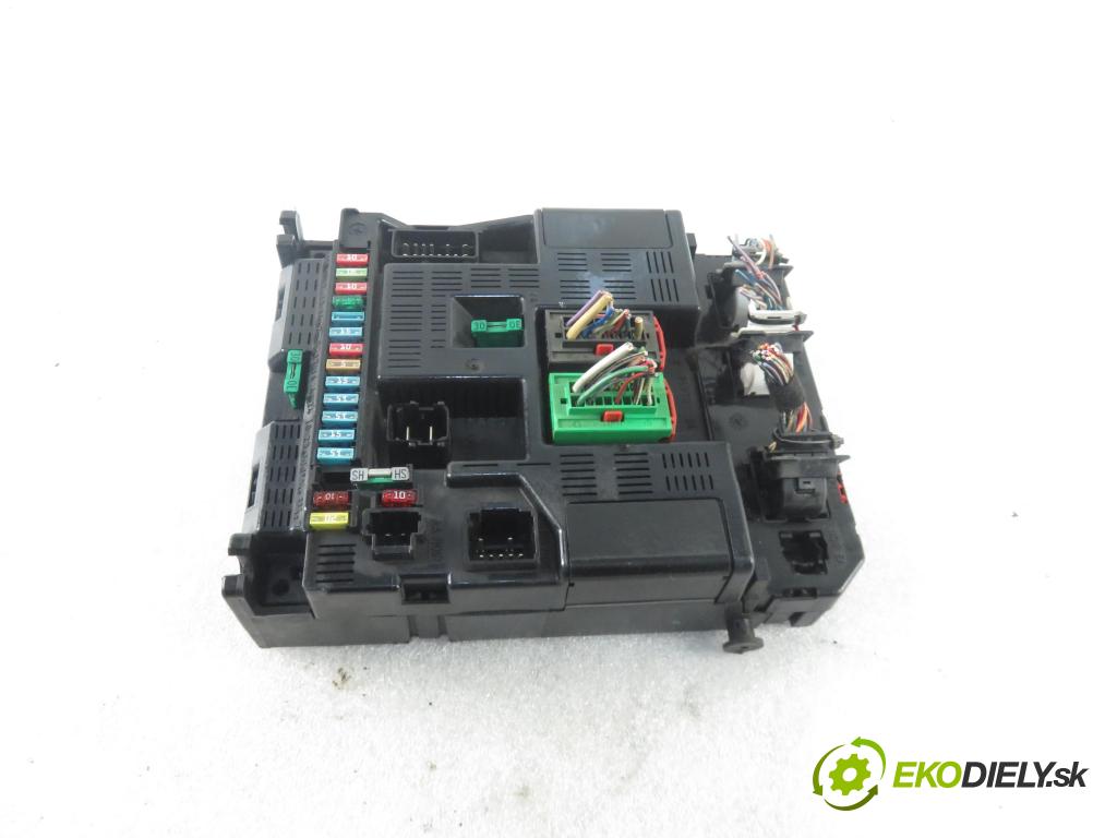 PEUGEOT 307 (3A/C) HB 2001 66,00 2.0 HDi 90 - RHY (DW10TD) 1997,00 MODUL BSI 9636760580E ; 9644098180