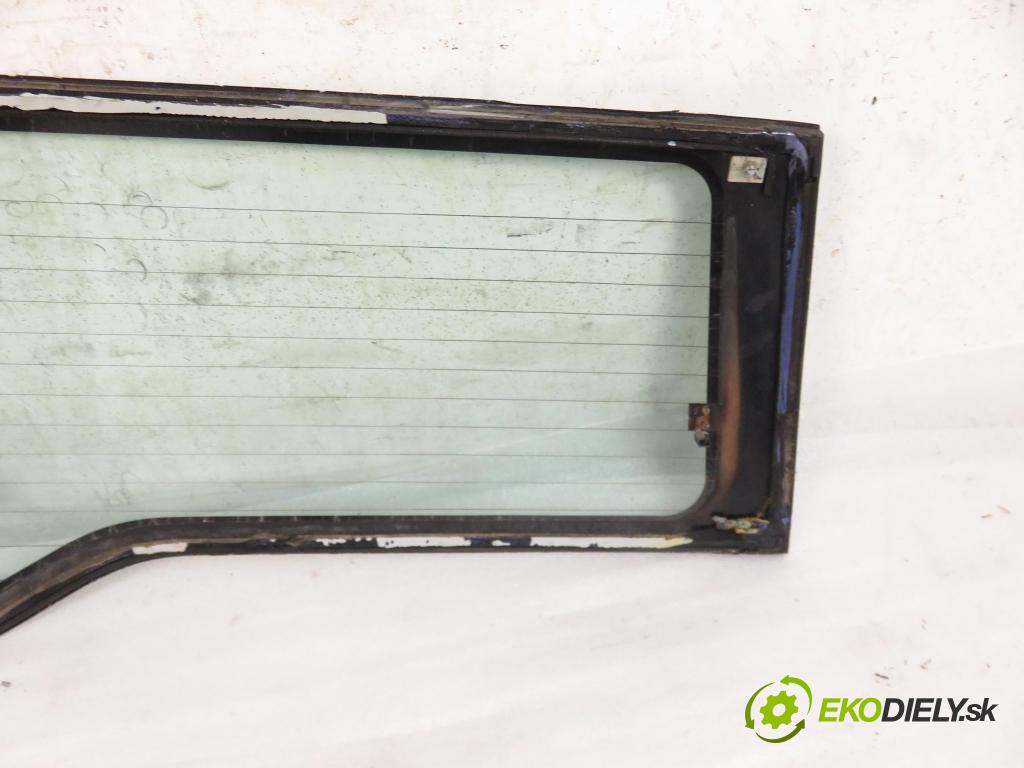 NISSAN TERRANO II (R20) TERENOWY 1995 91,00 2.4 i 12V 4WD 124 - KA24E 2389,00 Okno zadné kapota