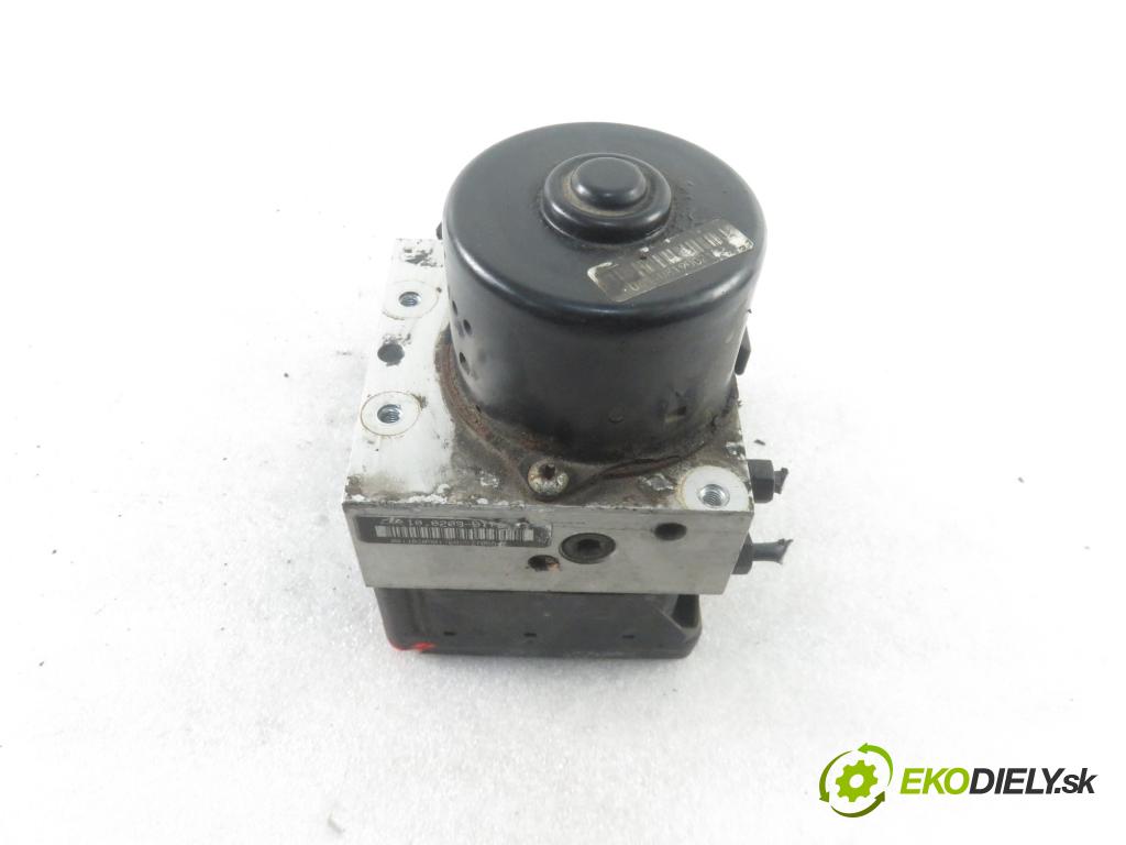 AUDI A3 (8L1) HB 1997 74,00 1.6 - AKL 1595,00 Pumpa ABS 1J0907379 ; 10094603203 (Pumpy ABS)