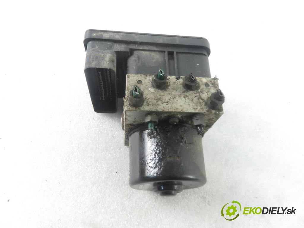 RENAULT LAGUNA II Grandtour (KG0/1_) KOMBI 2001 88,00 1.9 dCi 120 - F9Q 750 1870,00 Pumpa ABS 10096014113 ; 8200053423B (Pumpy ABS)