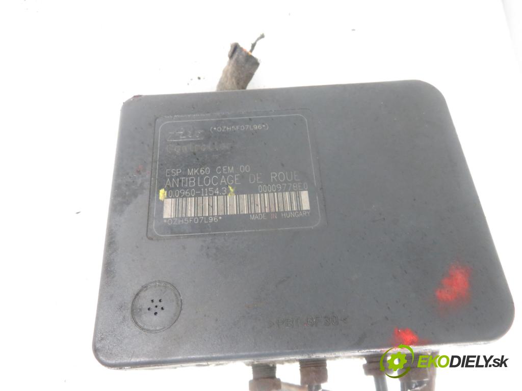 PEUGEOT 1007 (KM_) HB 2005 0,00 1.4 - KFV (TU3A) 1360,00 Pumpa ABS 9654777580 ; 10096011543 (Pumpy ABS)