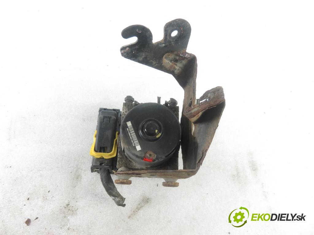 PEUGEOT 1007 (KM_) HB 2005 0,00 1.4 - KFV (TU3A) 1360,00 Pumpa ABS 9654777580 ; 10096011543 (Pumpy ABS)