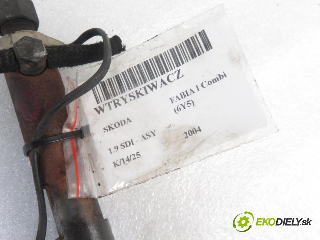 SKODA FABIA I Combi (6Y5) KOMBI 2004 47,00 1.9 SDI 64 - ASY 1896,00 Vstrek 038130202C ; 0432193574