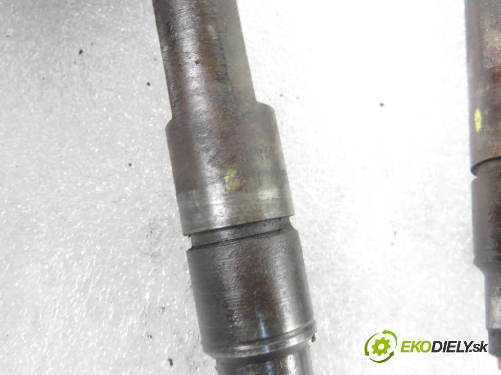 VW GOLF IV (1J1) HB 2000 66,00 1.9 TDI - AGR 1896,00 vstřikovací ventily 038130201F ; 038130201G (Vstřikovací ventily)