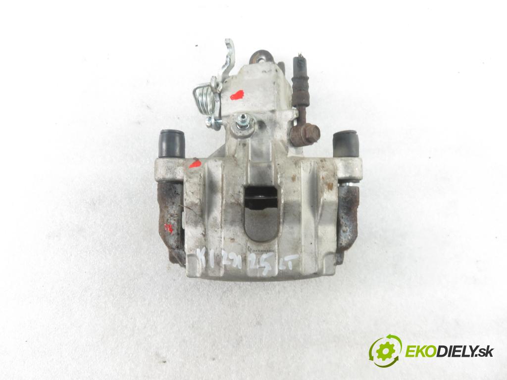 NISSAN PRIMERA (P12) KOMBI 2003 102,00 2.2 dCi 2184,00 Brzdič strmeň LT