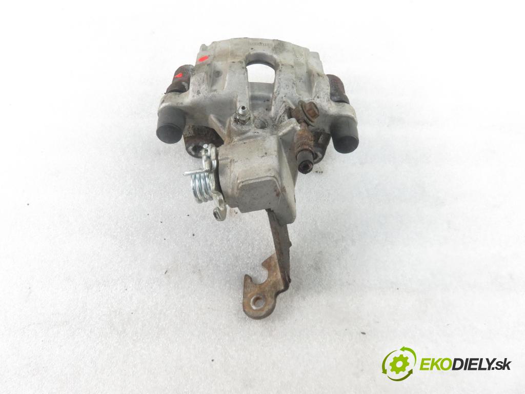 NISSAN PRIMERA (P12) KOMBI 2003 102,00 2.2 dCi 2184,00 Brzdič strmeň pravé zadné