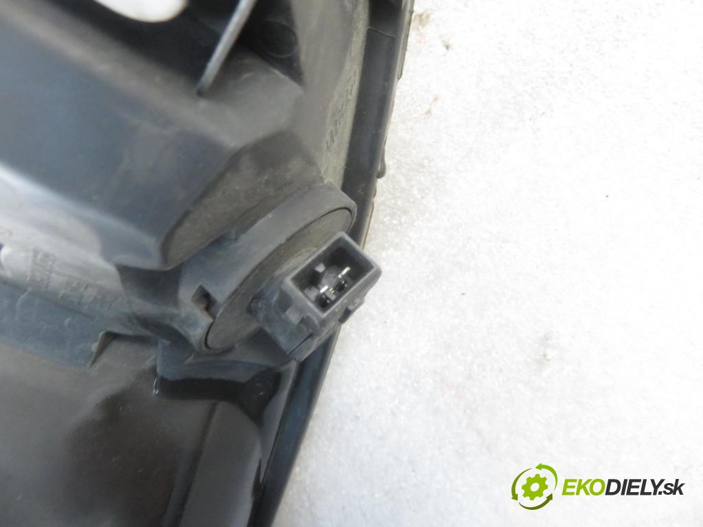 PEUGEOT 206 CC (2D) C/C 2002 80,00 1.6 16V - NFU 1587,00 Svetlo PP 9628666780