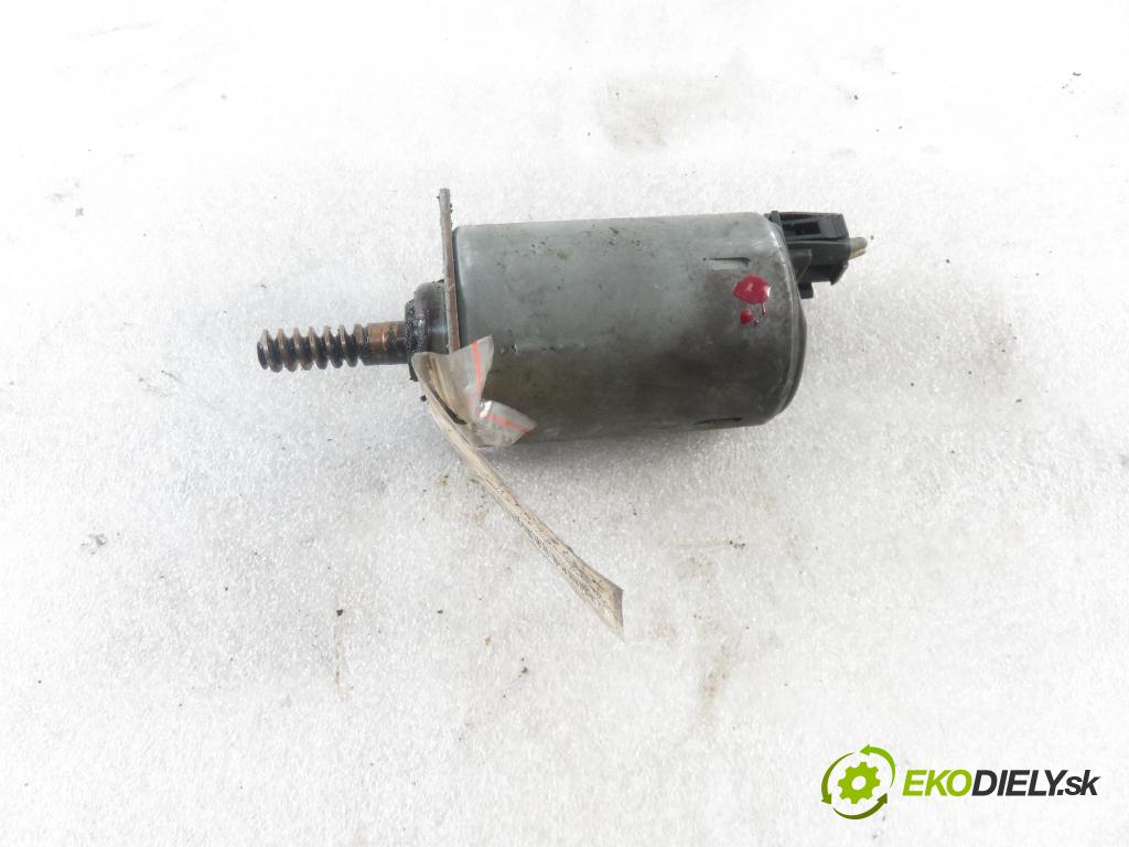 PEUGEOT 207 (WA_, WC_) HB 2008 70,00 1.4 16v VTI 95 - 8FS 1397,00 Nastavovač časovania Vačkový hriadeľ: V753390580 ; V75339058008 ; A2C53112944 (Ostatné)