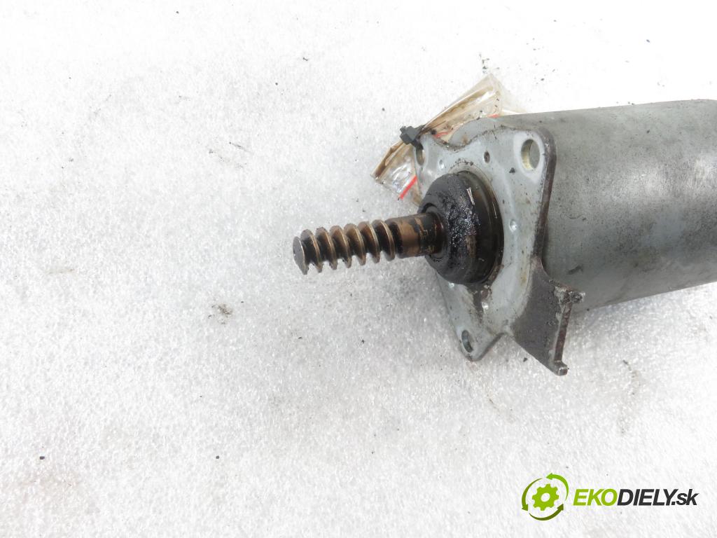 PEUGEOT 207 (WA_, WC_) HB 2008 70,00 1.4 16v VTI 95 - 8FS 1397,00 Nastavovač časovania Vačkový hriadeľ: V753390580 ; V75339058008 ; A2C53112944 (Ostatné)