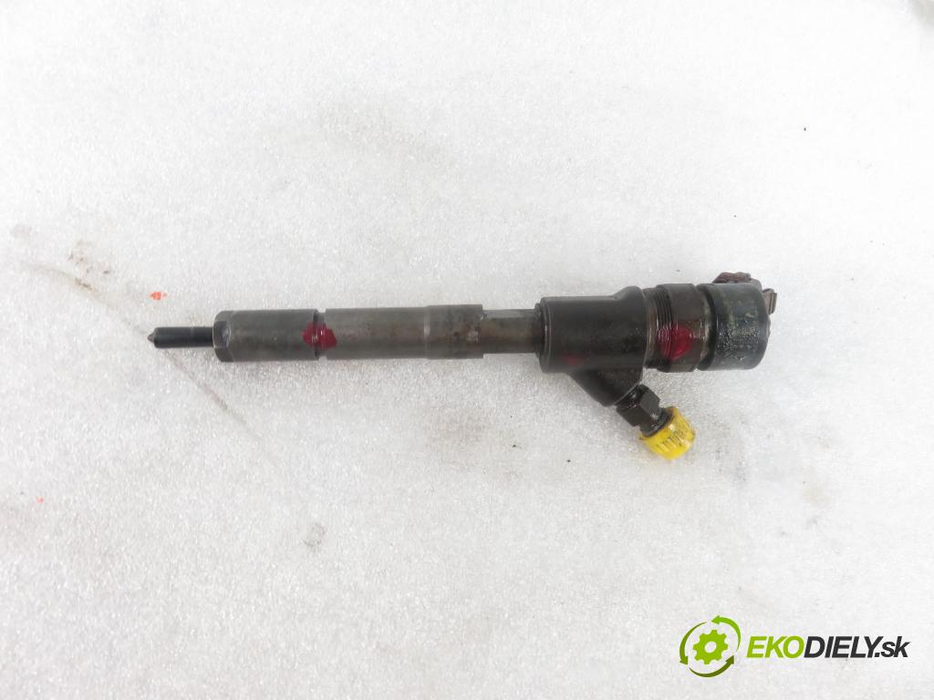 TOYOTA YARIS (_P1_) HB 2002 55,00 1.4 D-4D (NLP10_) - 1ND-TV 1364,00 vstrekovač 0445110085 ; 2367033010 (Vstrekovače)