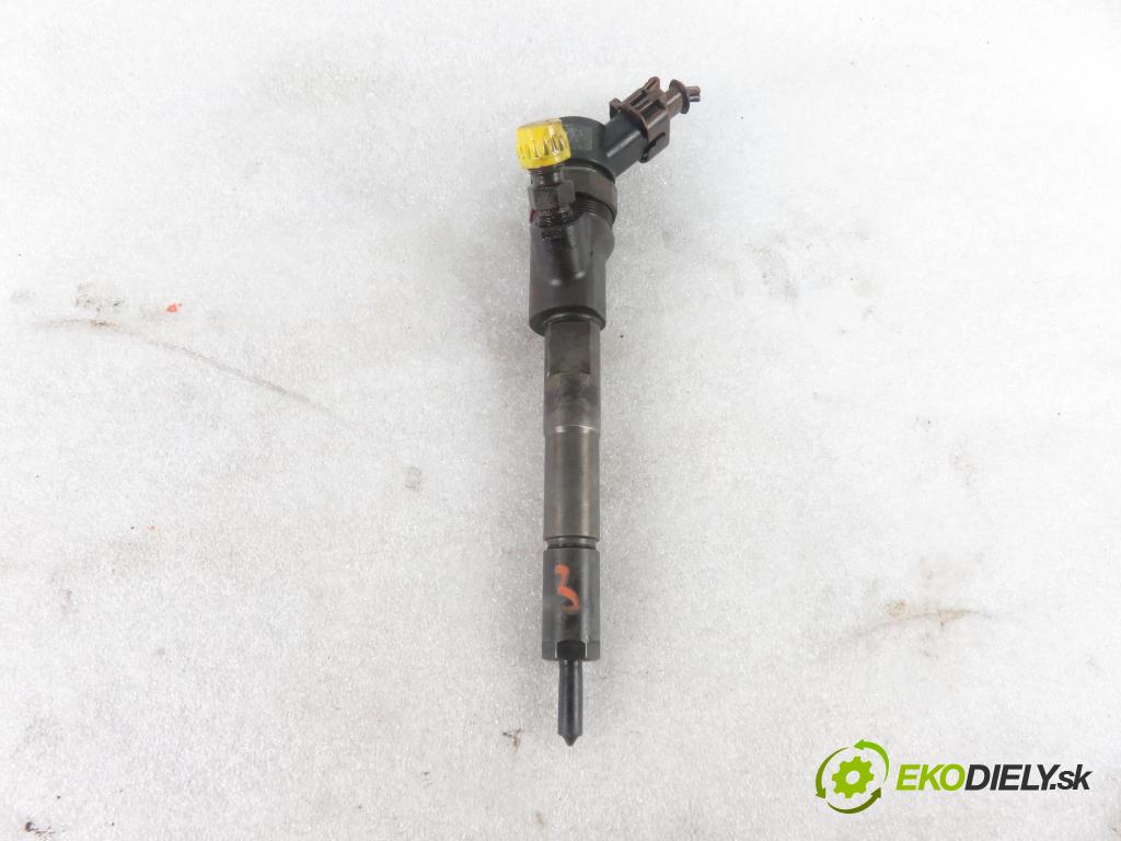TOYOTA YARIS (_P1_) HB 2002 55,00 1.4 D-4D (NLP10_) - 1ND-TV 1364,00 vstrekovač 0445110085 ; 2367033010 (Vstrekovače)