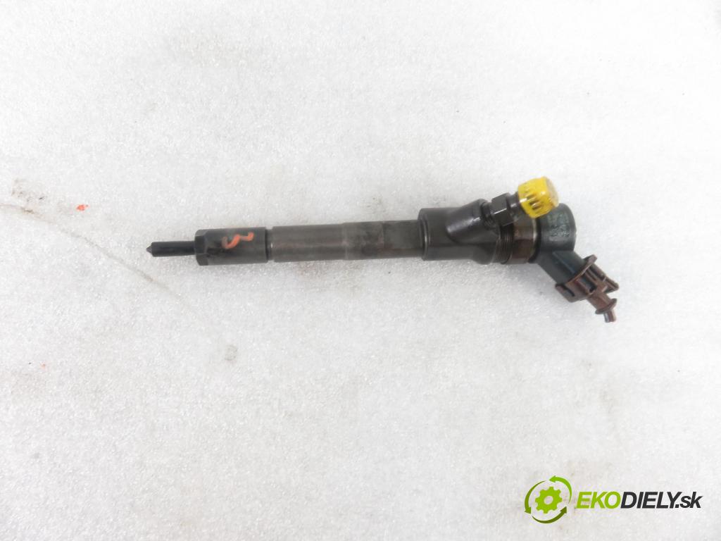 TOYOTA YARIS (_P1_) HB 2002 55,00 1.4 D-4D (NLP10_) - 1ND-TV 1364,00 vstrekovač 0445110085 ; 2367033010 (Vstrekovače)