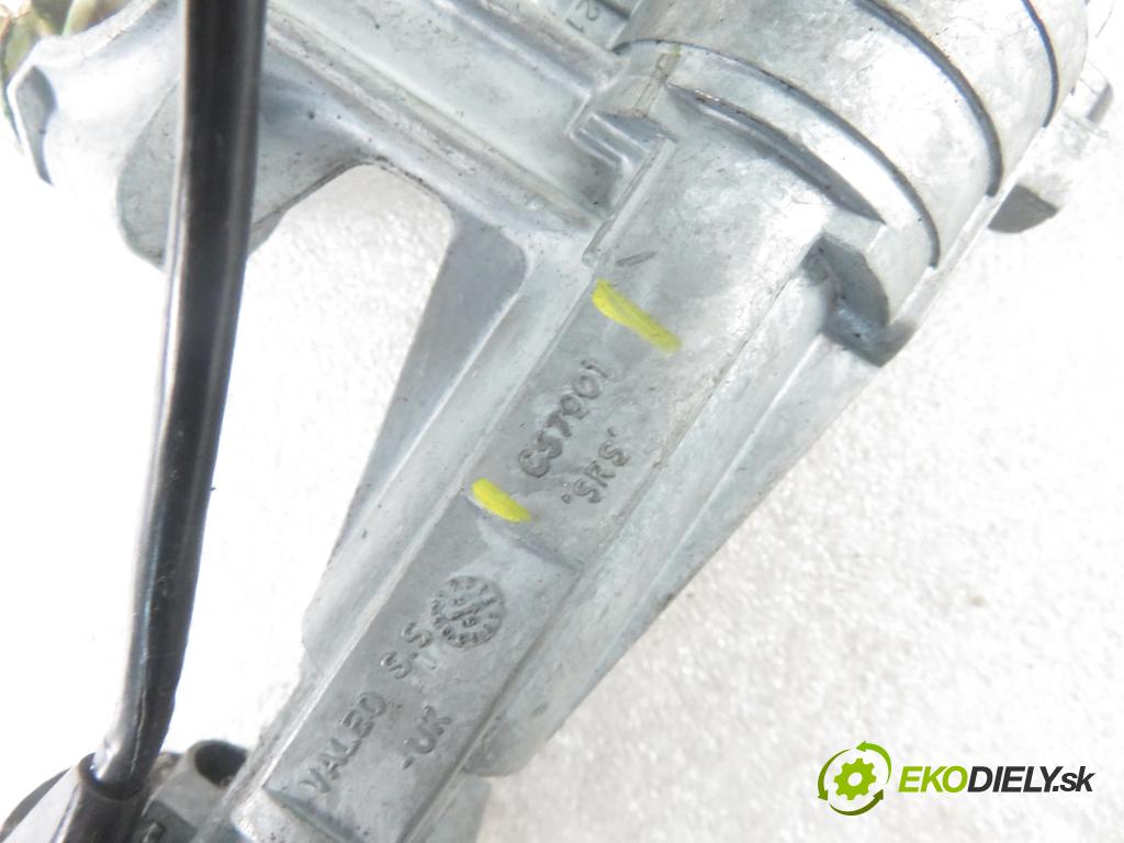 HONDA CIVIC VI Fastback (MA, MB) LIFTBACK 1999 66,00 1.4 i (MA8, MB2) - D14Z4 1396,00 spinačka C57901 (Spínacie skrinky a kľúče)